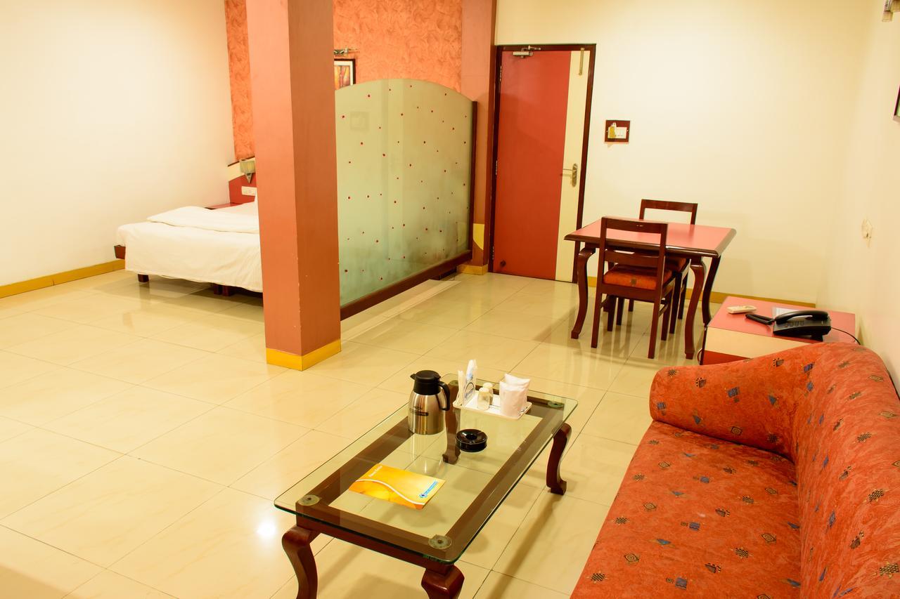 Blue Diamond The Hotel Korba Екстер'єр фото